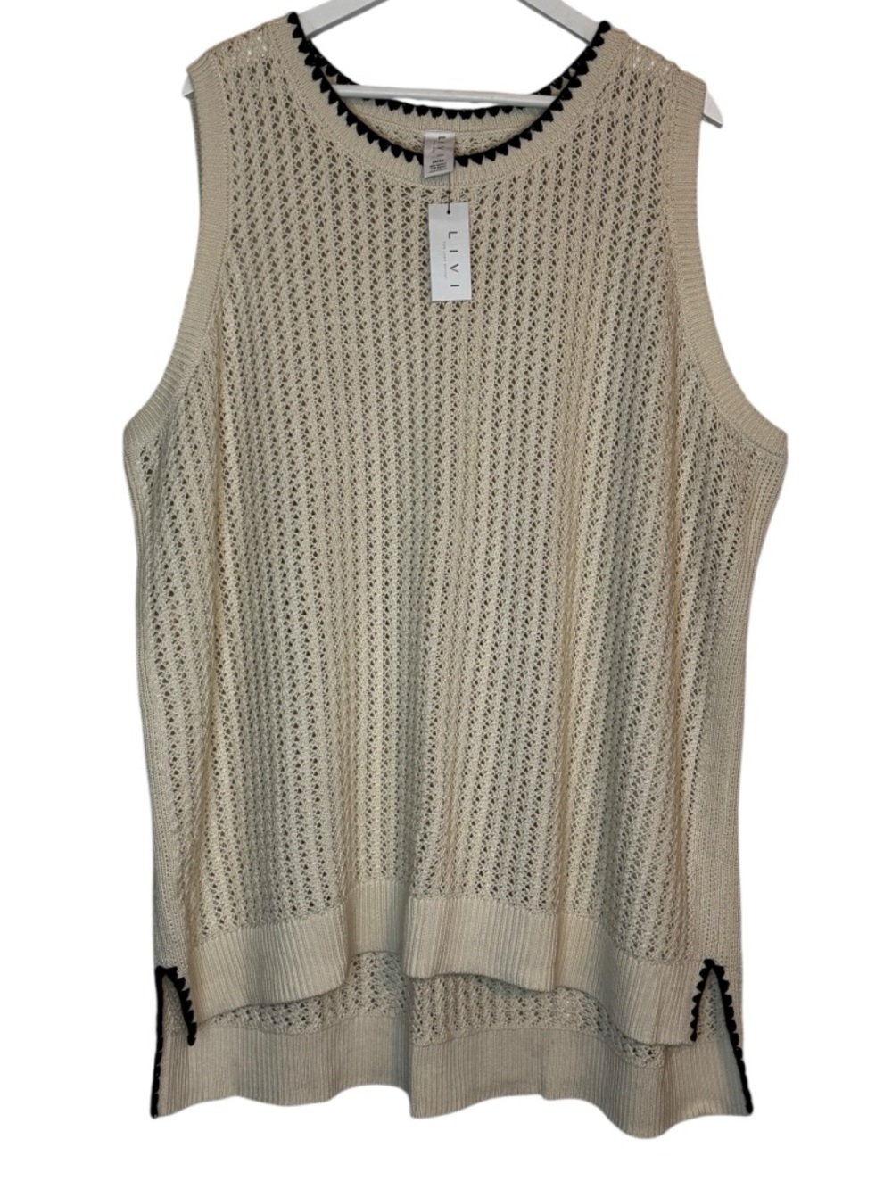Livi Lane Bryant Cream Sleeveless Knit Shell Sweater Black Contrast Trim 🏷️ NWT